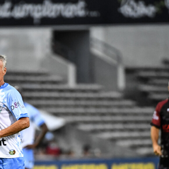 Didier Deschamps participe à la deuxième édition du match des Légendes "La revanche" au stade Chaban-Delmas à Bordeaux le 13 septembre 2021. © Thierry Breton/Panoramic/Bestimage