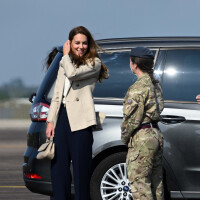 Kate Middleton en visite dans une base militaire : elle zappe les réfugiés afghans