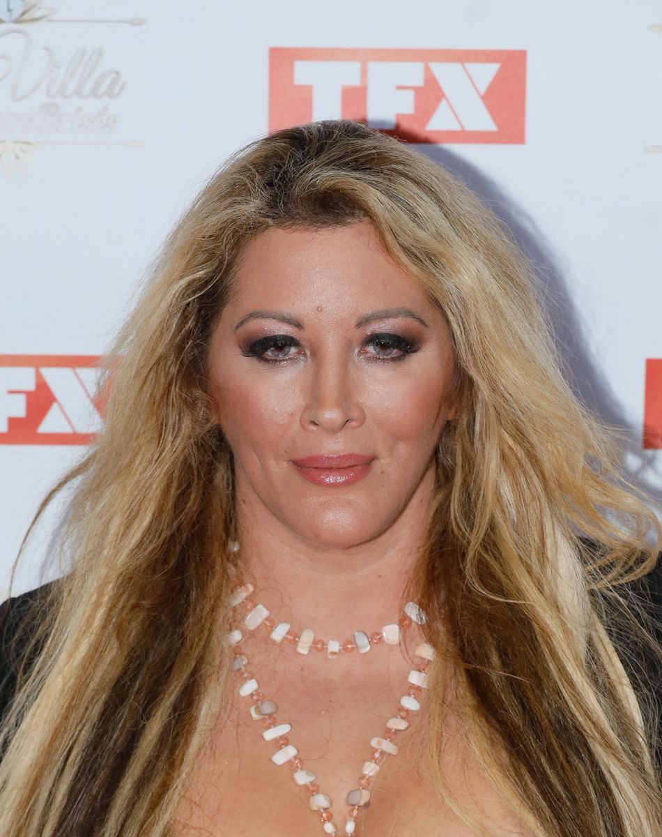 Loana Petrucciani - Photocall à l'occasion du lancement de la 4ème saison de l'émission de télé-réalité "La Villa des Coeurs Brisés" à la Tour TF1 à Boulogne-Billancourt, le 3 décembre 2018. © CVS/Bestimage