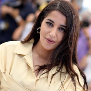 Leïla Bekhti au photocall du film Les Intranquilles lors du 74ème festival international du film de Cannes le 17 juillet 2021 © Borde / Jacovides / Moreau / Bestimage 