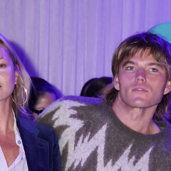 Kate Moss et Jordan Barrett au défilé Richard Quinn au Londoner, à Londres le 21 septembre 2021.