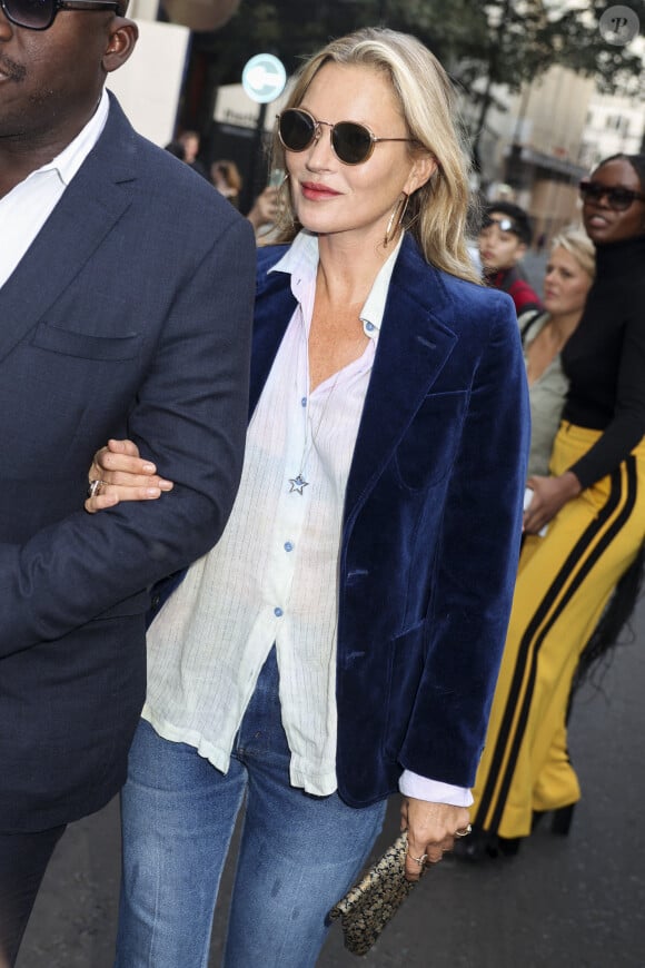 Kate Moss au défilé Richard Quinn au Londoner, à Londres le 21 septembre 2021.
