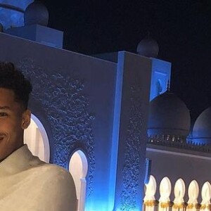 Coralie Porrovechio, ex-candidate de télé-réalité vue dans "Secret Story", est désormais heureuse avec son compagnon Boubacar Kamara qui est également le père de son fils Leeroy et de leur futur bébé.