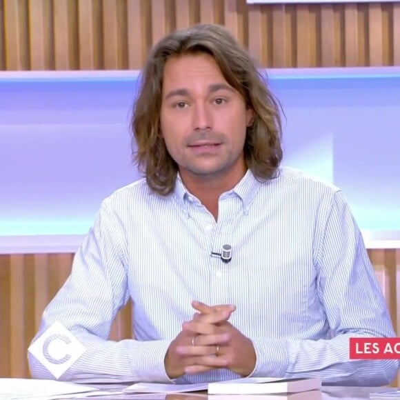 Bertrand Chameroy s'est montré impitoyable dans "C à Vous".