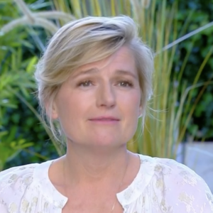 Anne-Élisabeth Lemoine dans l'émission "C à Vous, la suite", sur France 5.