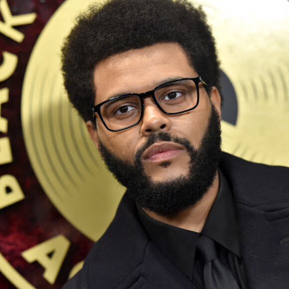 The Weeknd au photocall des "Black Music Action Coalition Hosts Music In Action Awards Ceremony" à Los Angeles, le 23 septembre 2021.