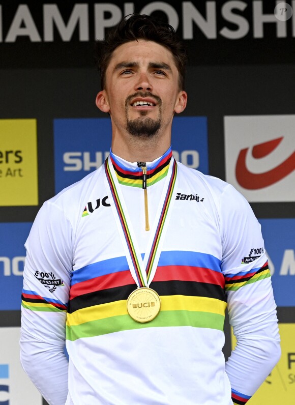 Julian Alaphilippe champion du monde pour la 2 ème année consécutive Championnats du Monde UCI, à Leuven en Belgique, le 26 septembre 2021. Photo by Vincent Kalut / Photo News