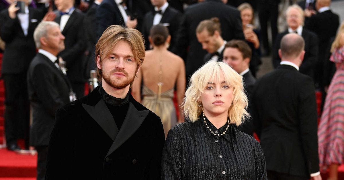 Billie Eilish et son frère Finneas O'Connell assistent à la