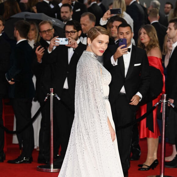 Lea Seydoux à la première mondiale du nouvel opus de James Bond, "No Time To Die" au Royal Albert Hall à Londres, le 28 septembre 2021.