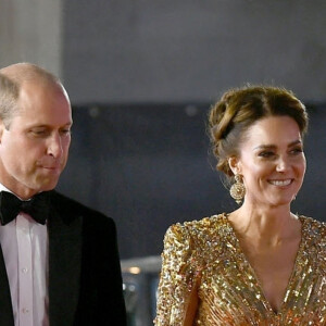 Le prince William, duc de Cambridge, Catherine Kate Middleton, la duchesse de Cambridge - Avant-première mondiale du film "James Bond - Mourir peut attendre (No Time to Die)" au Royal Albert Hall à Londres, le 28 septembre 2021. 