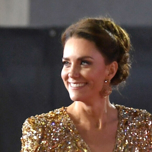 Kate Middleton, la duchesse de Cambridge - Avant-première mondiale du film "James Bond - Mourir peut attendre (No Time to Die)" au Royal Albert Hall à Londres