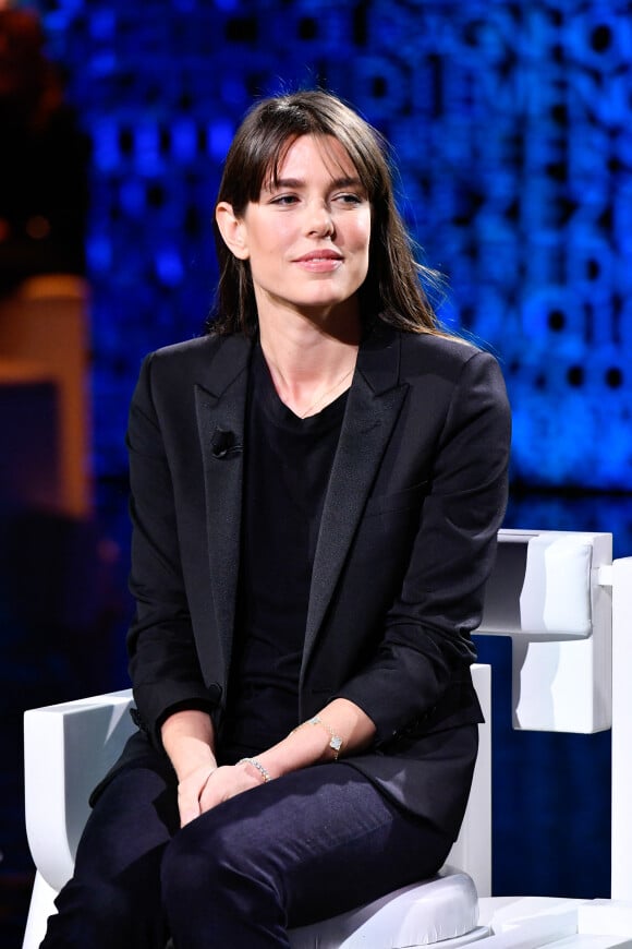 Charlotte Casiraghi sur le plateau de l'émission "Le parole della settimana" à Milan en Italie le 5 octobre 2019.