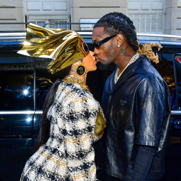 Cardi B et son mari Offset font du shopping à Paris, le 29 septembre 2021. © Tiziano Da Silva-Pierre Perusseau/Bestimage