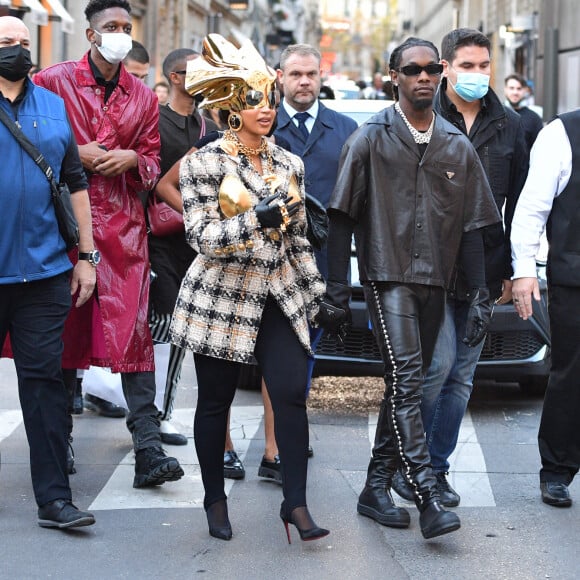 Cardi B et son mari Offset font du shopping à Paris, le 29 septembre 2021. © Tiziano Da Silva-Pierre Perusseau/Bestimage