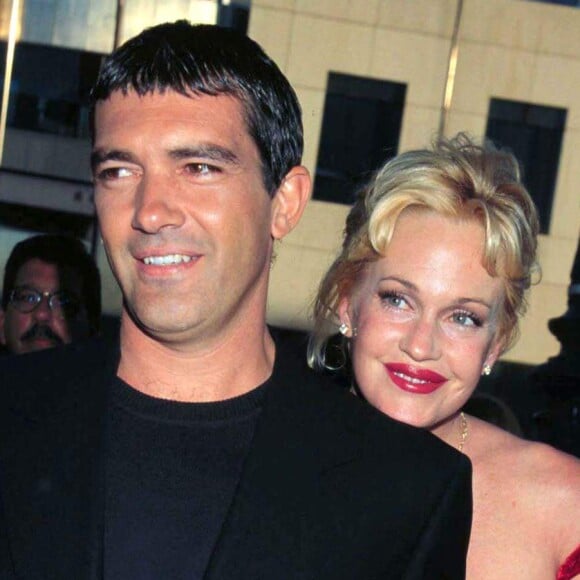 Antonio Banderas et Melanie Griffith - Première du film "Le masque de Zorro" à Los Angeles.