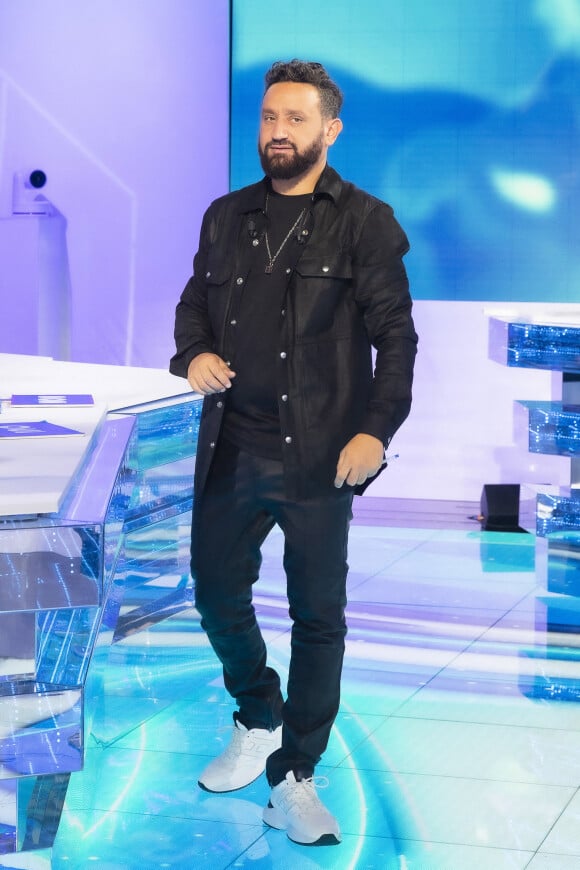 Exclusif - Cyril Hanouna - Emission TPMP (Touche Pas à Mon Poste) présenté par C.Hanouna en direct le 28 Septembre 2021 sur C8, avec pour invités s.Tapie - Paris le 28 Septembre 2021 © Jack Tribeca / Bestimage 