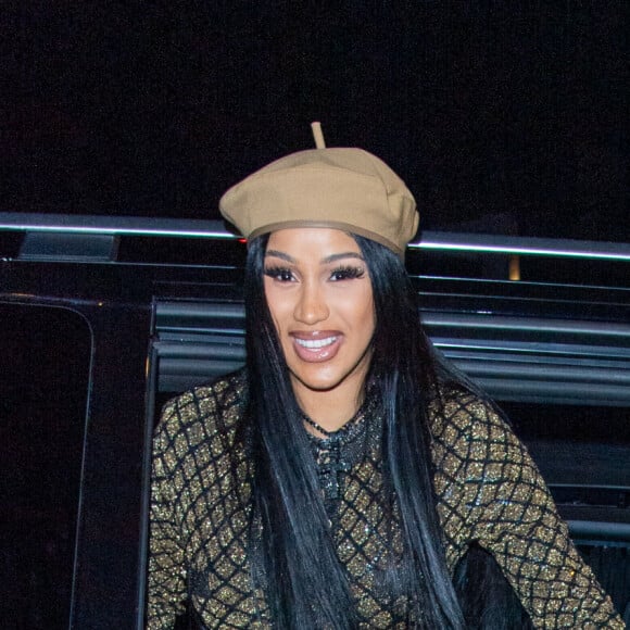 Cardi B et son mari Offset arrivent à la soirée d'anniversaire de Carine Roitfeld au Théâtre National de Chaillot. Paris, le 30 septembre 2021.