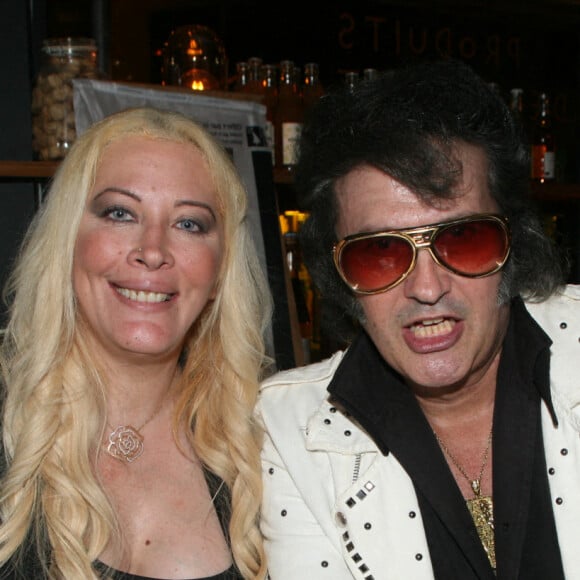 Exclusif - Suite à un problème technique et le report du concert au Nez Rouge, Loana et Eryl Prayer vont manger une crêpe à Paris le 25 septembre 2021. © JLPPA / Bestimage