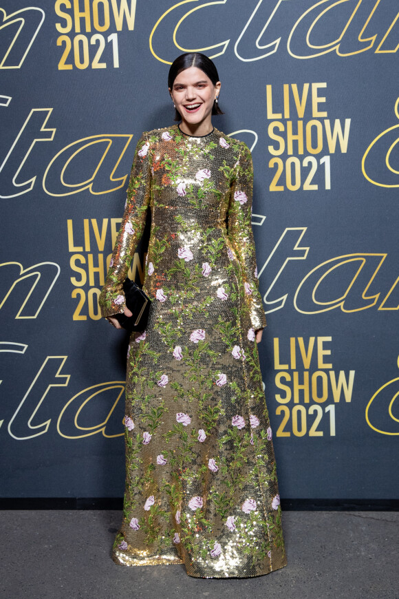 Soko - Photocall du défilé Etam Live Show 2021 à l'Opéra Garnier à Paris le 4 octobre 2021. © Tiziano Da Silva / Bestimage 