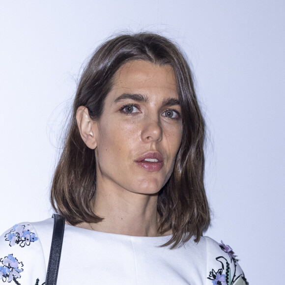 Charlotte Casiraghi au front row du défilé de mode Chanel lors de la Fashion Week printemps/été 2022 à Paris, France, le 5 octobre 2021. © Olivier Borde/Bestimage