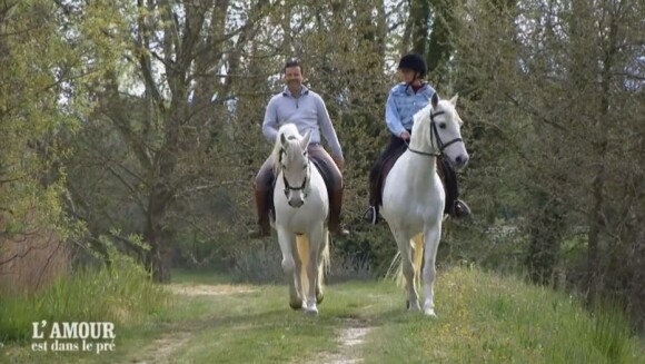 Vincent le Provençal de "L'amour est dans le pré 2021" et Hafsa dans l'épisode du 11 octobre sur M6