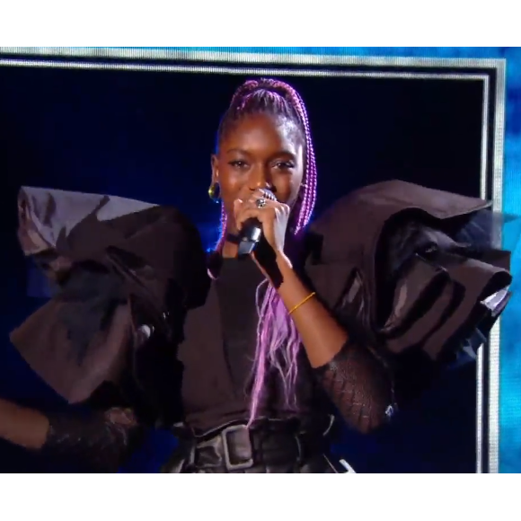 Emmy Liyana (équipe de Patrick Fiori) face à Gjon's Tears (équipe de Zazie) lors des cross-battles de "The Voice All Stars" - TF1