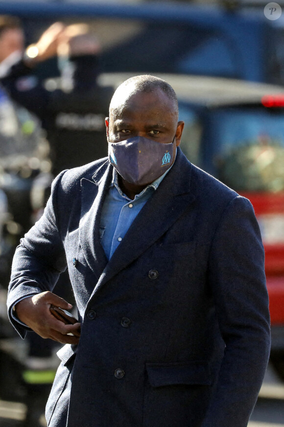 Basile Boli - Arrivées à la messe funéraire en hommage à Bernard Tapie en l'église Saint-Germain-des-Prés à Paris. Le 6 octobre 2021 © Jacovides-Moreau / Bestimage