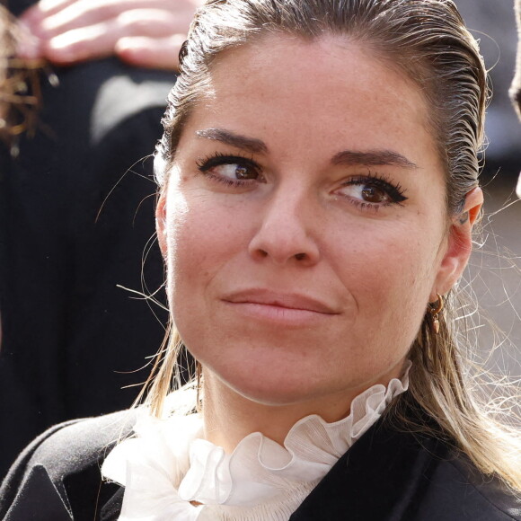 Sophie Tapie (Fille du défunt) - Sorties de la messe funéraire en hommage à Bernard Tapie en l'église Saint-Germain-des-Prés à Paris. Le 6 octobre 2021 © Jacovides-Moreau / Bestimage