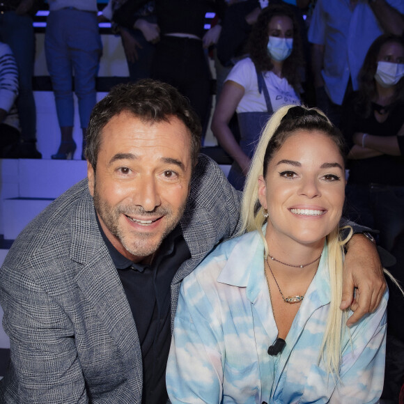 Bernard Montiel, Sophie Tapie - Emission TPMP (Touche Pas à Mon Poste) présenté par C.Hanouna en direct le 28 Septembre 2021 sur C8, avec pour invités s.Tapie - Paris le 28 Septembre 2021 © Jack Tribeca / Bestimage 