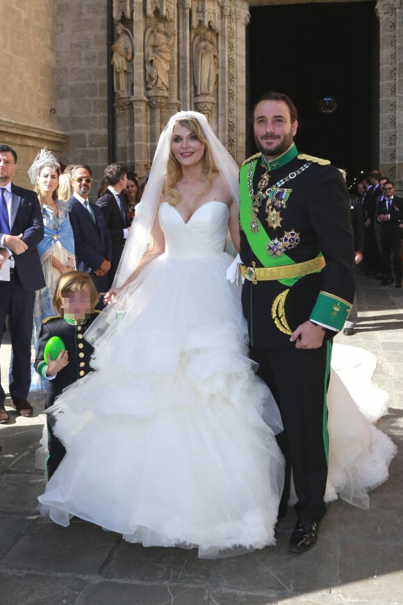 Mariage de Francisco de Borbón : le fils du duc de Séville s'est marié à Séville avec Sophie Karoly en la cathédrale Notre-Dame du Siège.