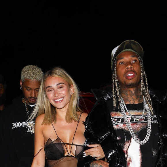 Tyga et sa compagne Camaryn Swanson quittent le bar "Hyde" à Los Angeles, le 19 mai 2021.