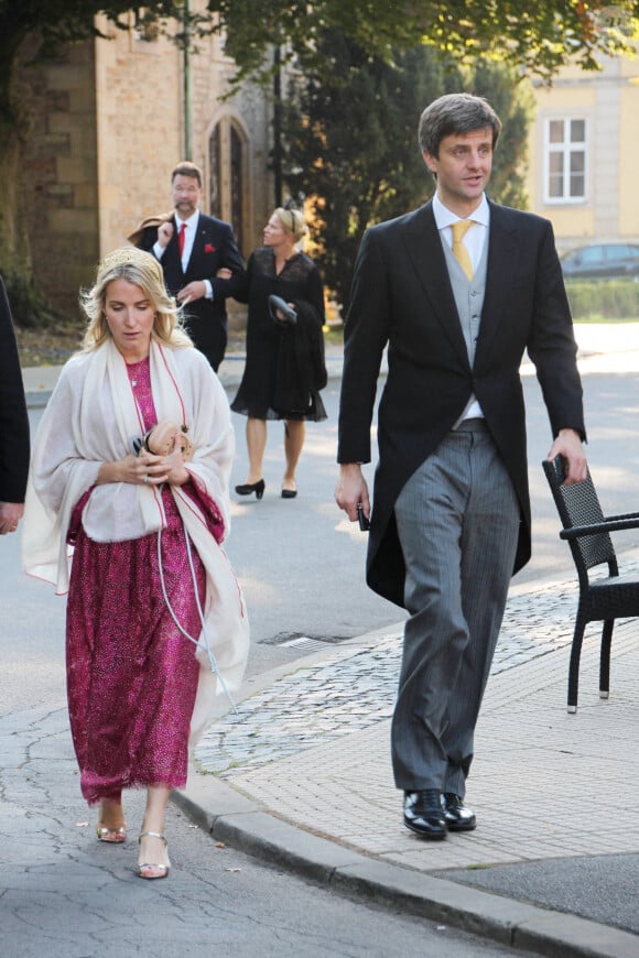 Ernst August de Hanovre et son épouse Ekaterina - Mariage religieux du prince Alexander zu Schaumburg-Lippe et Mahkameh Navabi à Bückeburg, Allemagne le 9 octobre 2021.