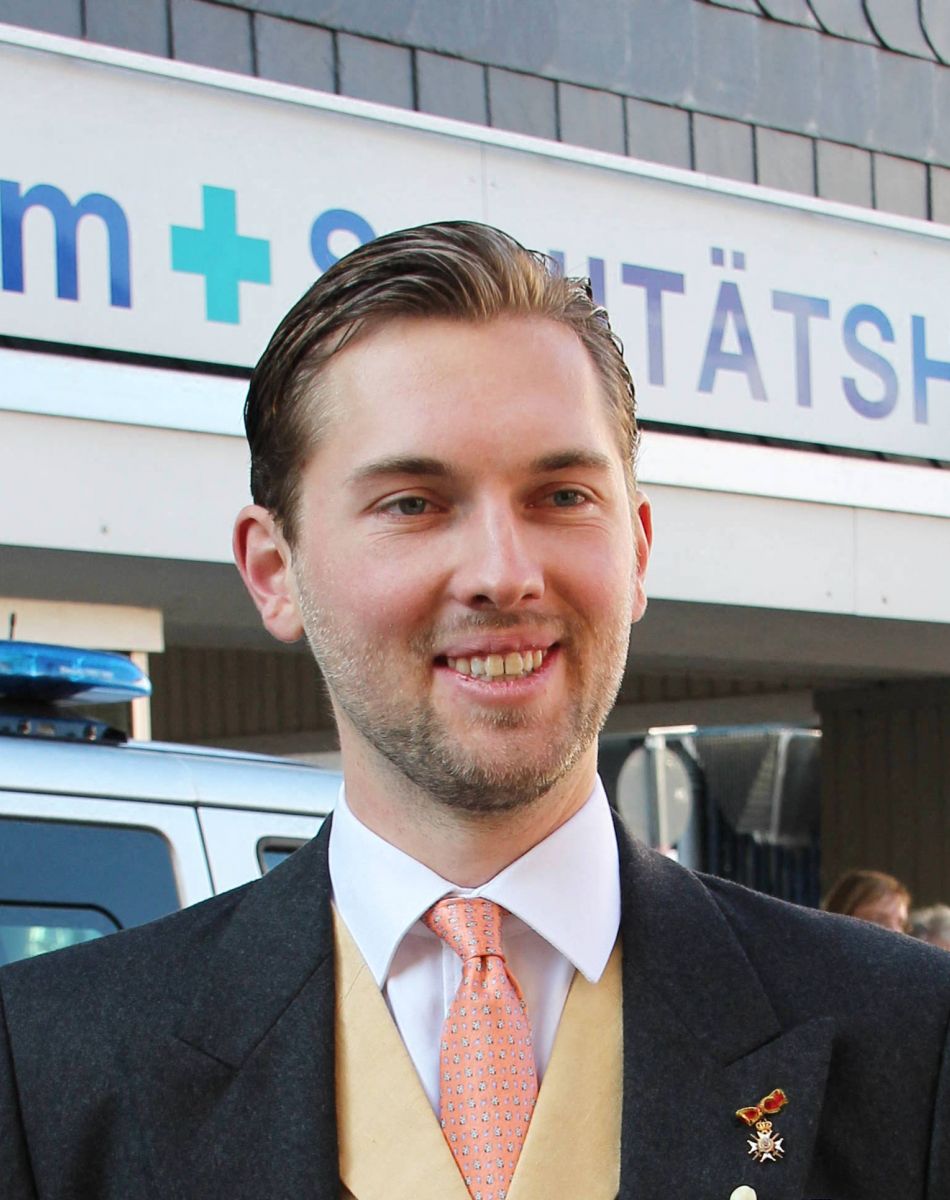 Le prince Heinrich Donatus, le fils du marié - Mariage religieux du prince Alexander zu Schaumburg-Lippe et Mahkameh Navabi à Bückeburg, Allemagne le 9 octobre 2021.