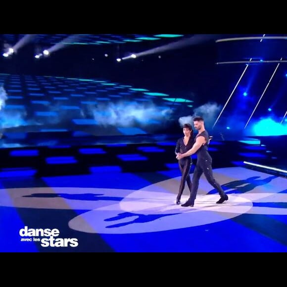 Bilal Hassani et Jordan Mouillerac lors du prime de "Danse avec les stars" du 8 octobre 2021