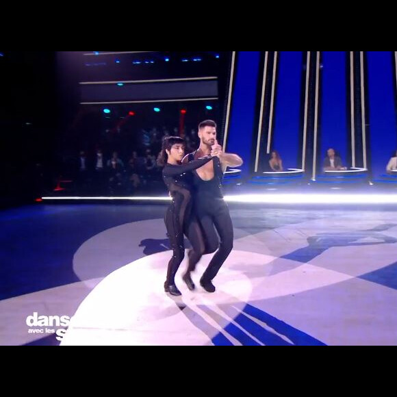 Bilal Hassani et Jordan Mouillerac lors du prime de "Danse avec les stars" du 8 octobre 2021