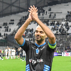 Tony Parker - Match des héros entre l'équipe OM Legends et l'équipe UNICEF au stade Orange Velodrome à Marseille le 13 octobre 2021. Soutenu par la Fondation D. Drogba, Orange et l'Olympique de Marseille, l'Unicef a organisé cette rencontre afin de financer un projet d'accès à l'éducation en Côte d'Ivoire. La Team OM de légende s'impose 7-4 au stade Vélodrome face à la Team Unicef. © Jean-René Santin/Bestimage