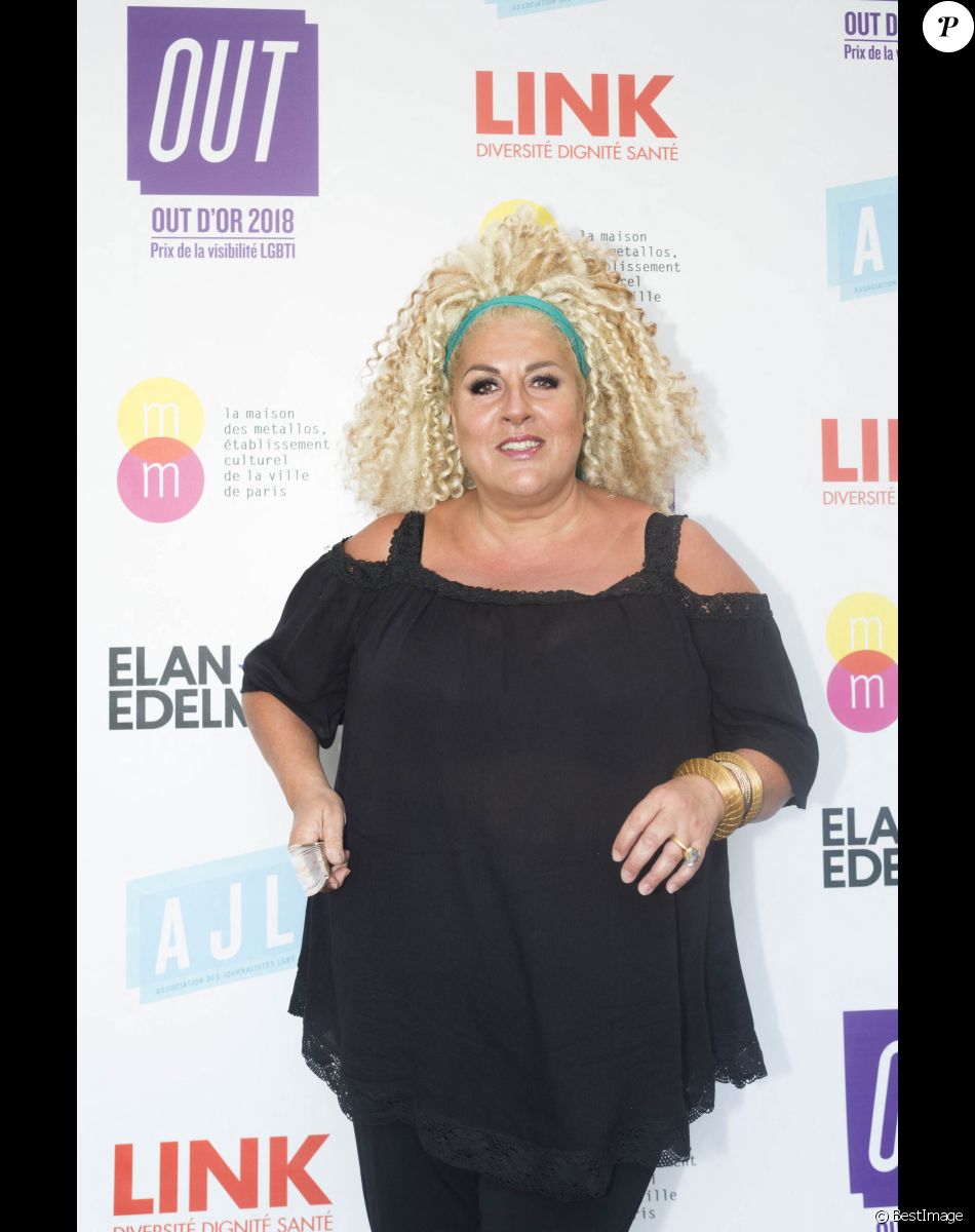 Exclusif - Marianne James lors de la 2ème cérémonie de remise des OUT d'or, prix de la visibilité LGBTI (lesbiennes, gays, bi·e·s, trans et intersexes), organisé par l'association des journalistes LGBT, AJL et la Maison des Métallos (établissement culturel de la ville de Paris) à la Maison des Métallos, à Paris, France, le 19 juin 2018.