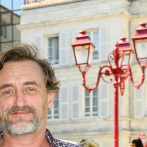 Jean-Paul Rouve pour le film "Je voudrais que quelqu'un m'attende quelque part" lors de la 12ème édition du festival du Film Francophone d'Angoulême, France, le 24 août 2019. © Coadic Guirec/Bestimage 