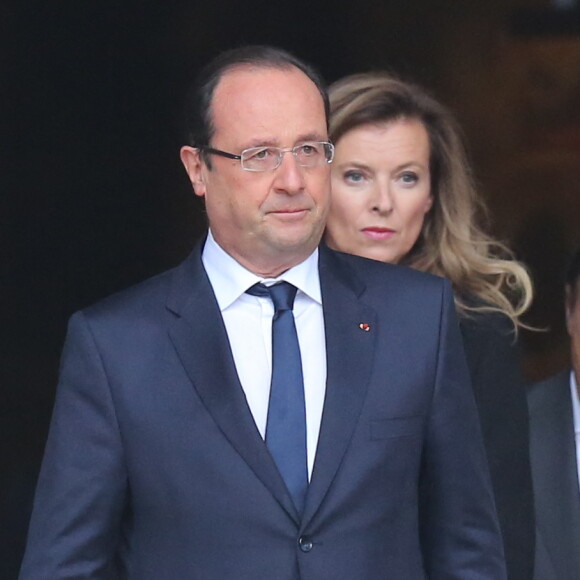 Valerie Trierweiler, Francois Hollande - Sortie des obsèques de Patrice Chéreau en l'église Saint-Sulpice à Paris.