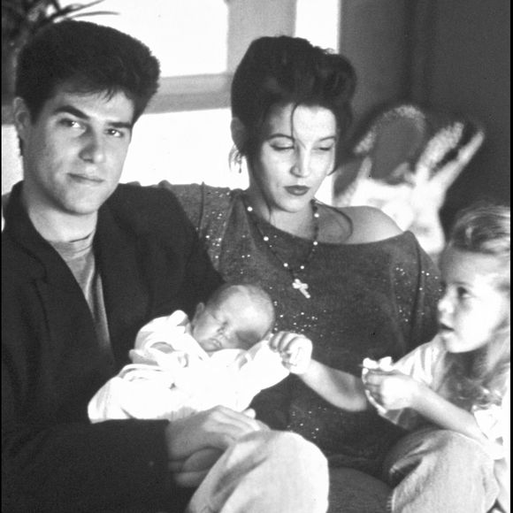 Lisa-Marie Presley, Danny Keough, Benjamin Keough et Riley Keough.