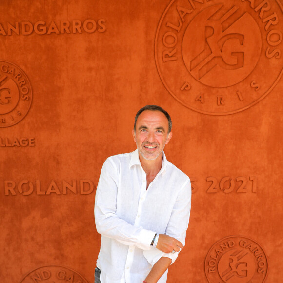 Nikos Aliagas au village des Internationaux de France de tennis de Roland Garros à Paris, France, le 11 juin 2021. © Dominique Jacovides/Bestimage 