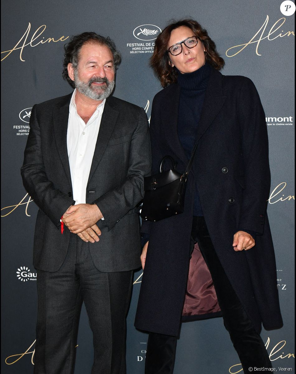 Inès de la Fressange et son compagnon Denis Olivennes - Avant-Première du film "Aline" au Grand Rex à Paris © Veeren/Bestimage