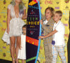Britney Spears, Maddie Aldridge, et ses fils Sean Preston Federline et Jayden James Federline - Teen Choice Awards 2015 à Los Angeles, le 16 août 2015.