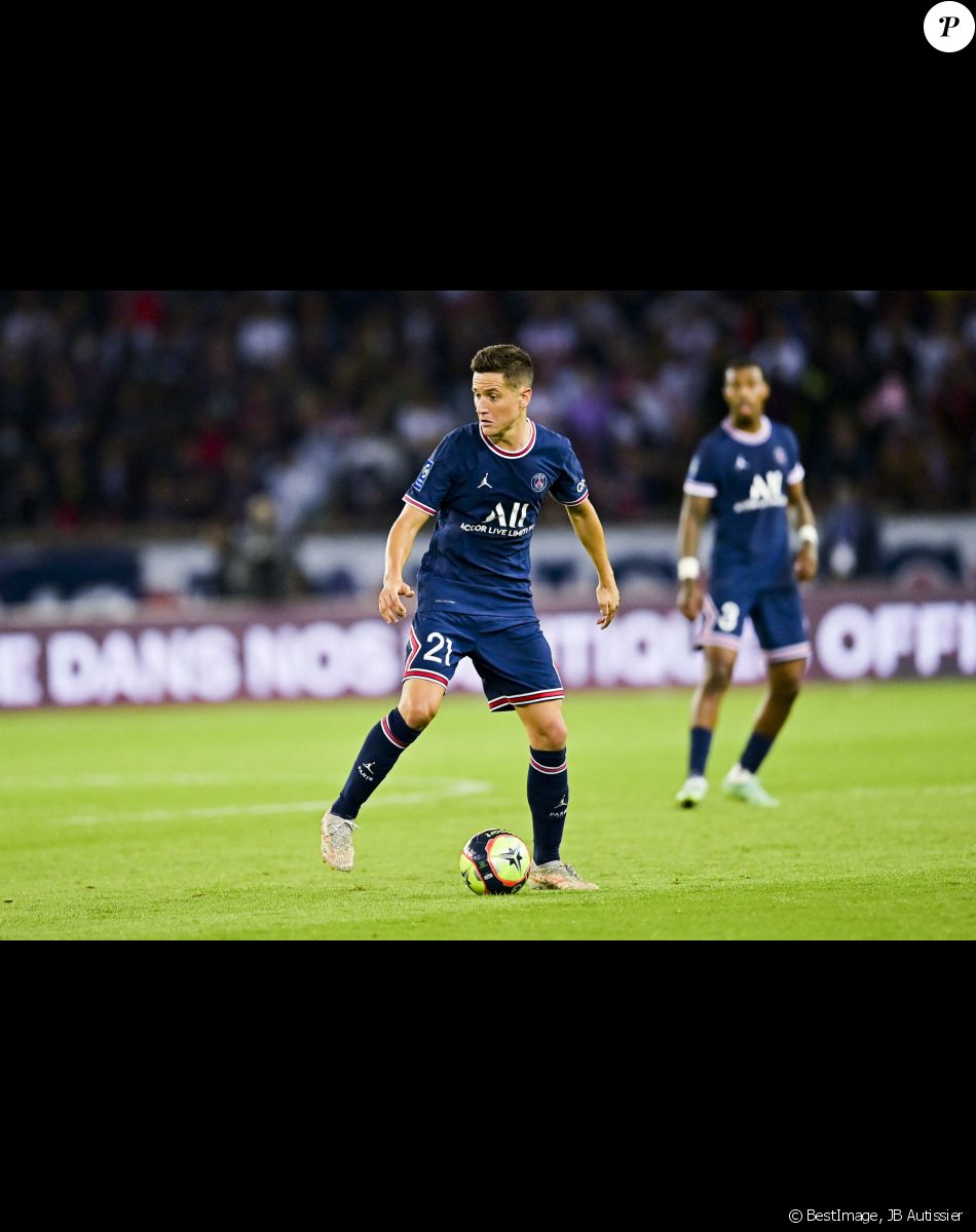 Ander Herrera (PSG) - Match de football en ligue 1 Uber Eats : Le PSG (Paris Saint-Germain) remporte la victoire 2-1 contre Lyon au Parc des Princes à Paris le 19 septembre 2021. © JB Autissier/Panoramic/Bestimage