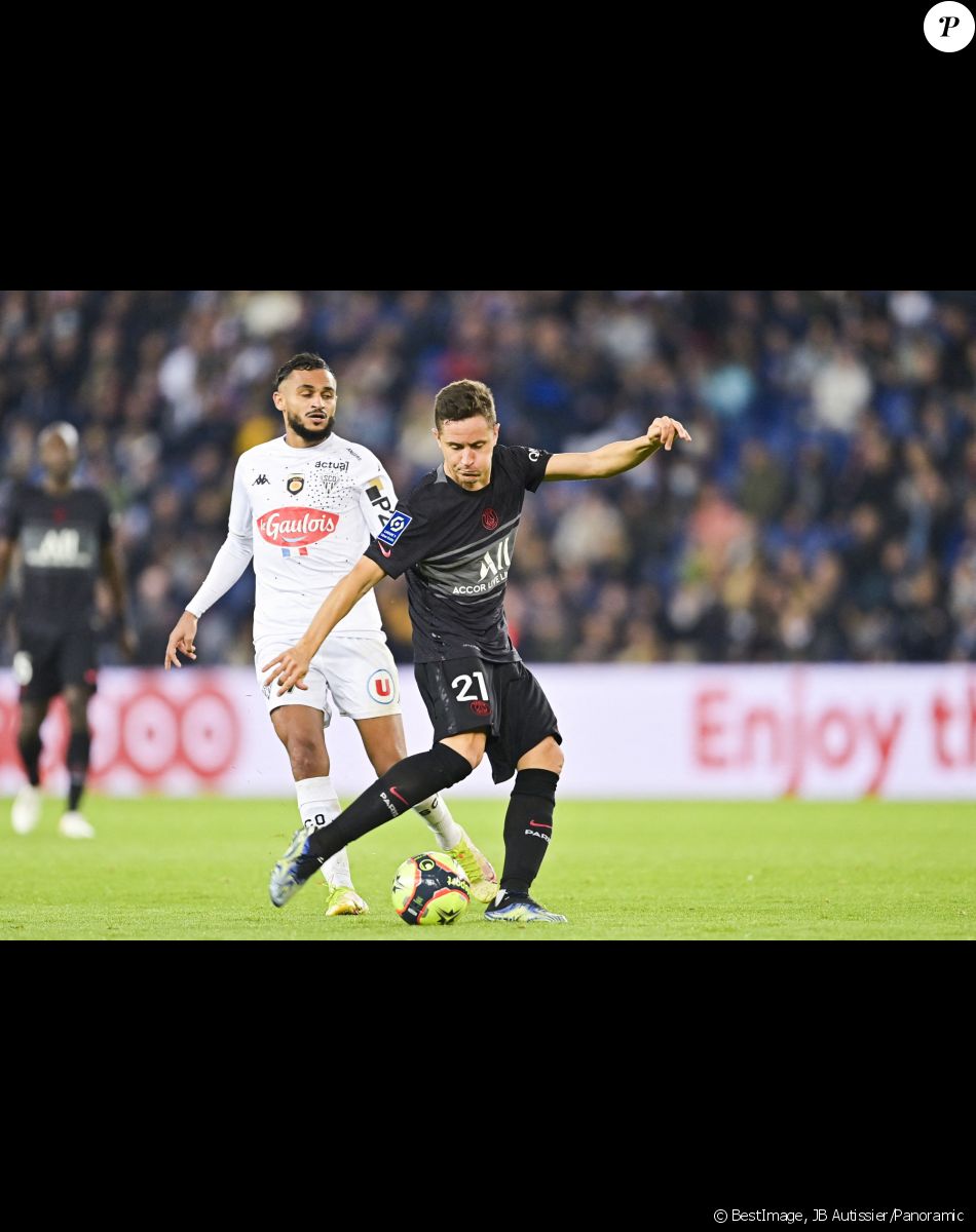 Ander Herrera (PSG) - Le PSG bat Angers (2-1) lors du match de Ligue 1 Uber Eats à Paris, le 15 octobre 2021. © JB Autissier / Panoramic / Bestimage