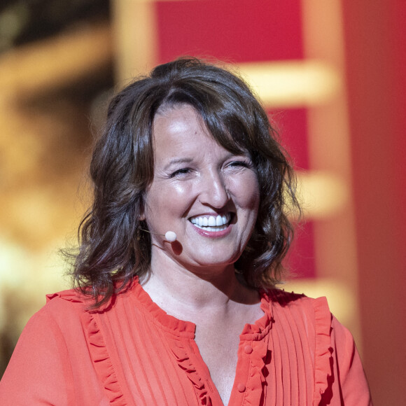 Exclusif - Anne Roumanoff - Enregistrement de l'émission "Spectaculaire" à Paris, qui sera diffusée le 30 octobre sur France 2 © Pierre Perusseau / Bestimage