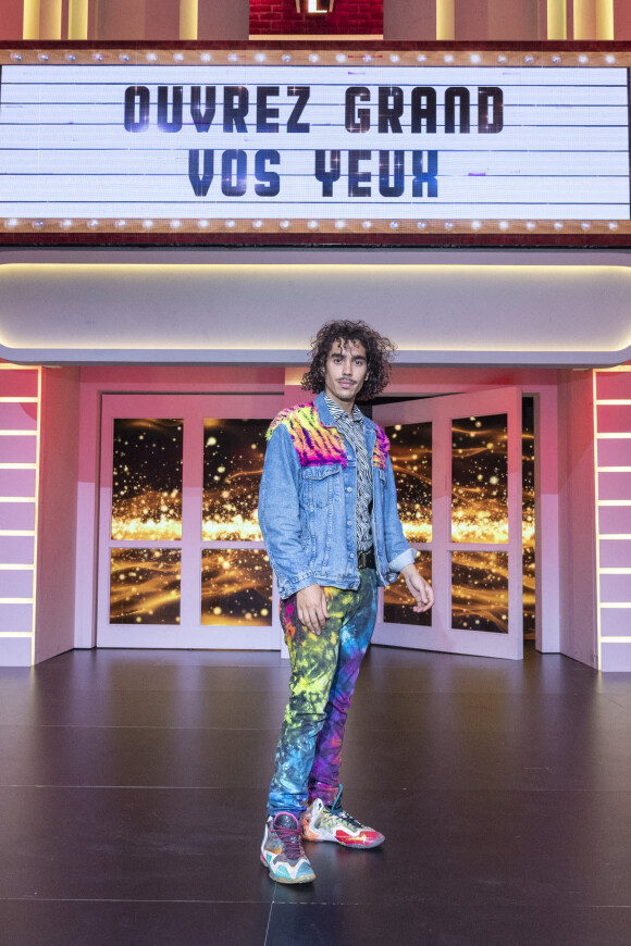 Exclusif - Moulla - Backstage de l'enregistrement de l'émission "Spectaculaire" à Paris, qui sera diffusée le 30 octobre sur France 2 © Pierre Perusseau / Bestimage