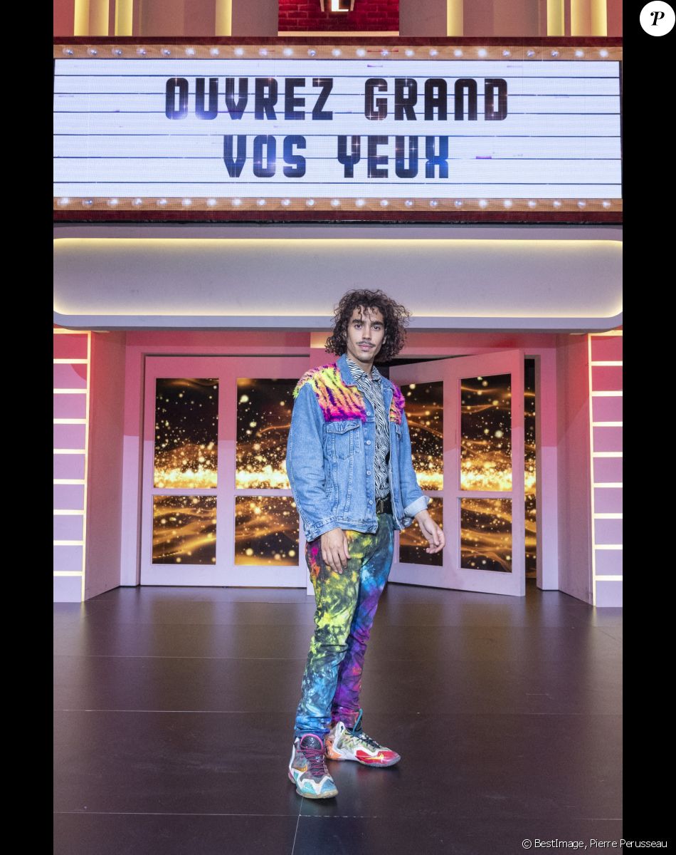 Exclusif - Moulla - Backstage de l'enregistrement de l'émission "Spectaculaire" à Paris, qui sera diffusée le 30 octobre sur France 2 © Pierre Perusseau / Bestimage
