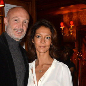 Frank Leboeuf et sa compagne Chrislaure Nollet - Cocktail de lancement du livre "Garde-Robes" de Nathalie Garçon à l'Hôtel Régina à Paris, le 13 octobre 2014. 