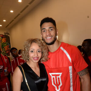 Exclusif - Estelle Mossely et Tony Yoka - Backstage et cocktail lors du troisième round de "La Conquête" à la Seine Musicale à Boulogne-Billancourt, le 16 décembre 2017. Le boxeur français Tony Yoka a remporté samedi soir son troisième succès chez les pros. © Rachid Bellak/Bestimage 